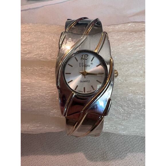 VTG Vivani by Accutime Japan K1131 Silver Cuff Retro Ladies Watch (New Battery) - Picture 1 of 4